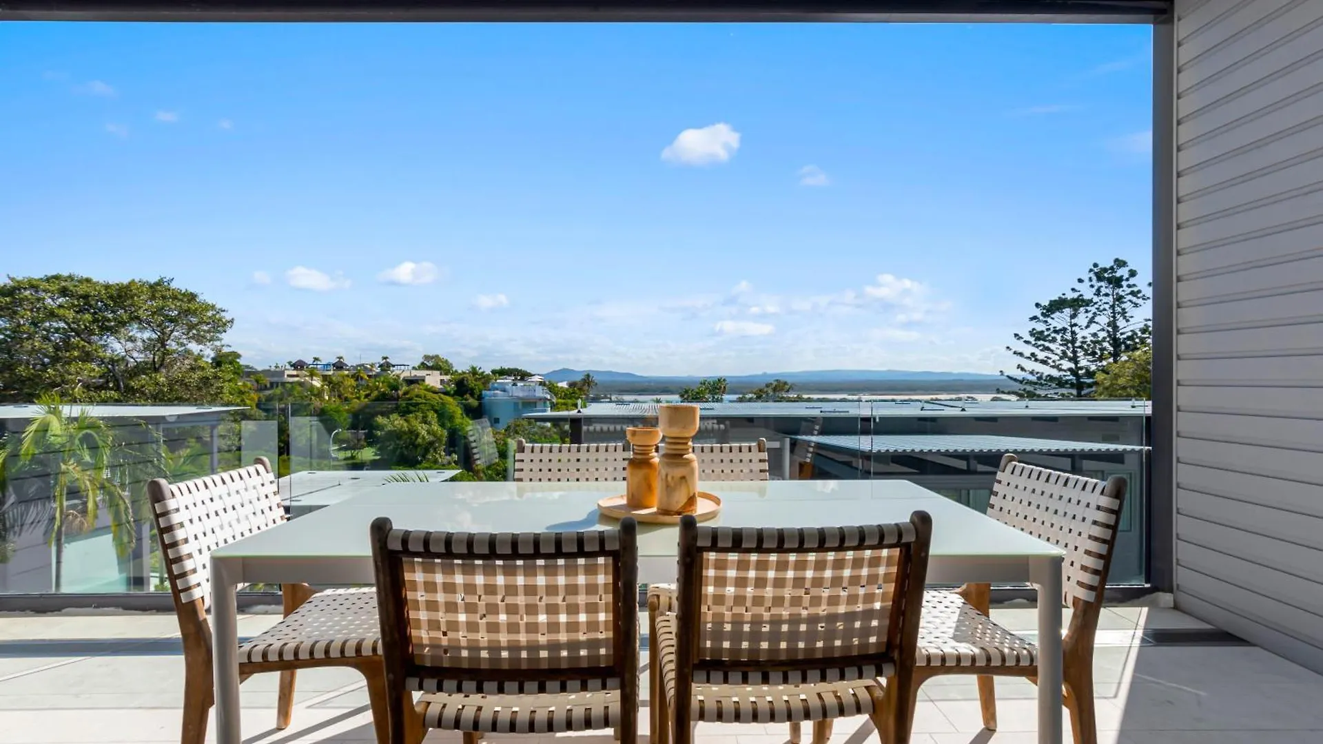 The Rise Noosa Aparthotel 4*, Noosa Heads Australia